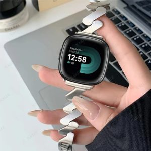 Fitbit Versa 4 metal bands