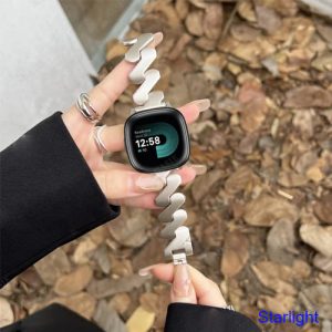 Fitbit Versa 4 metal bands